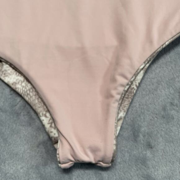 Vitamin A Bianca One Piece Swimsuit Womens Small Pink Snakeskin Reversible New - Picture 8 of 11